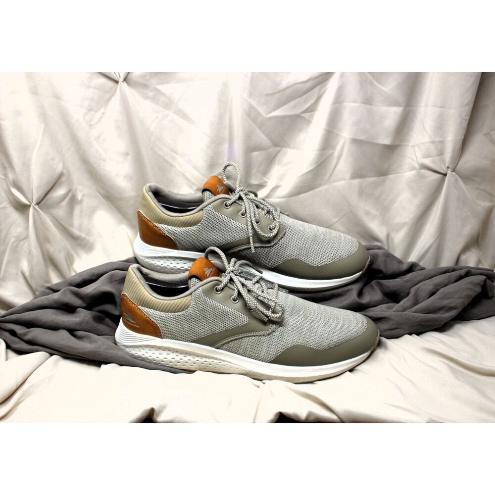 NWOB Men's High Sierra Size 11 Mesh Lace Up Casual Sneakers Khaki